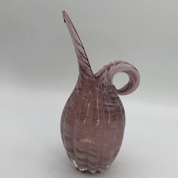 Vintage Lefton Swirl Glass Vase, MCM Lavender or Lilac with White Swirls - Picture 4 of 8